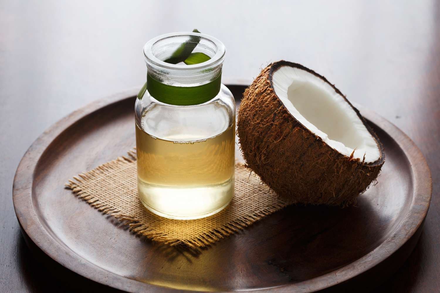 How Coconut Oil Impacts Hair Health